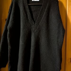 Zara Black V-Neck Sweater
